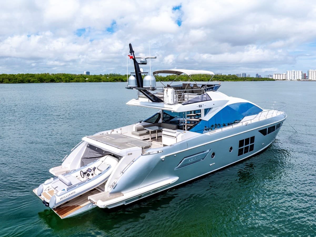 Azimut 72’